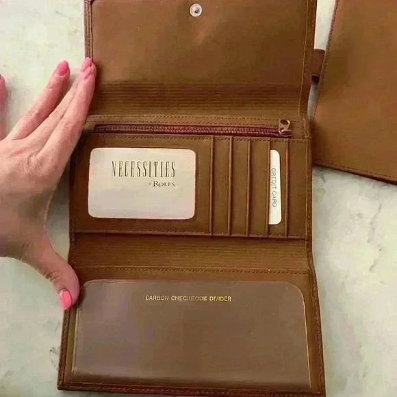 Rolfs genuine tan leather front flap wallet - Picture 6 of 8